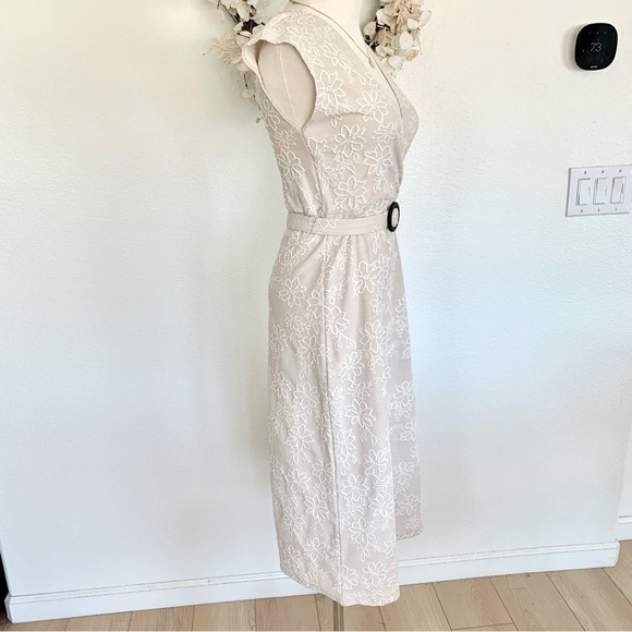 ☀️ ZARA Textured Floral Rustic Midi Dress with Belt in Ecru Beige Small S - Picture 8 of 16